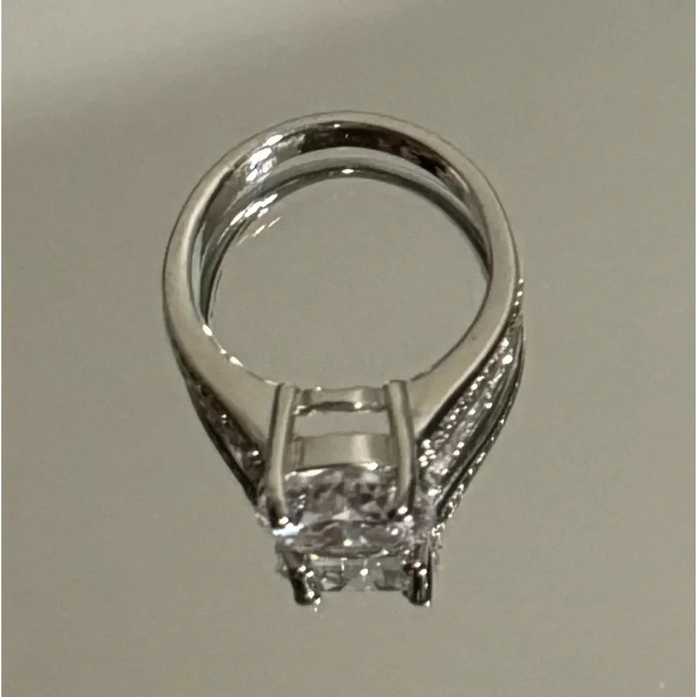 🆕 Piatella Women’s ring, 2 carat cut, accents , 14k gold plated  setti… - Picture 6 of 15